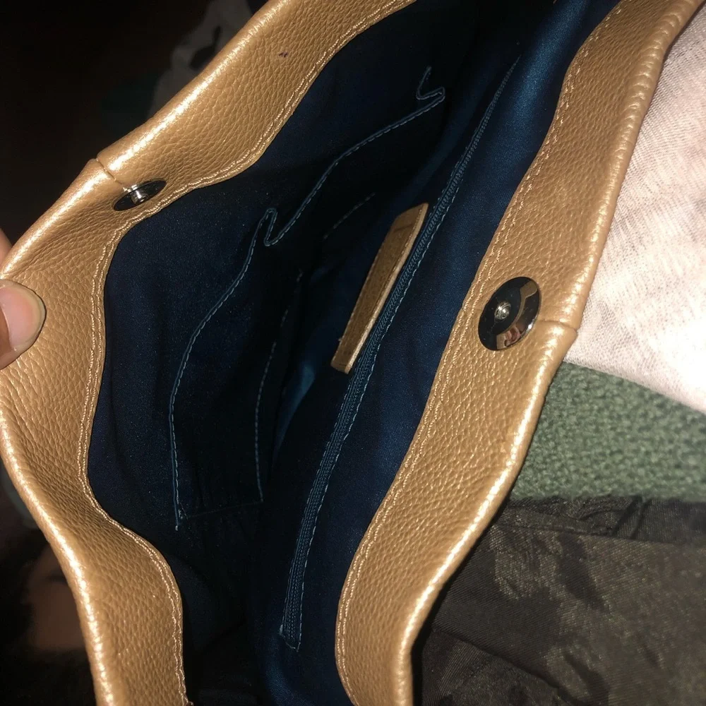 Coach purse - Picture 9 of 9